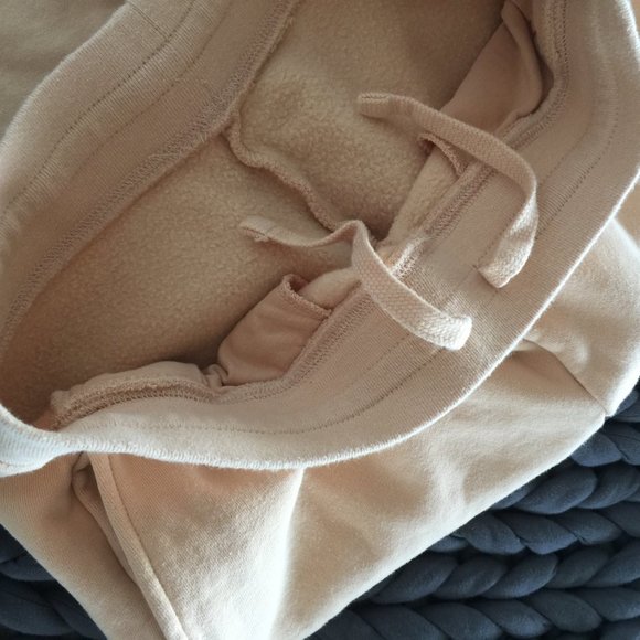 Girlfriend Collective Classic Joggers in Canyon - Picture 6 of 8